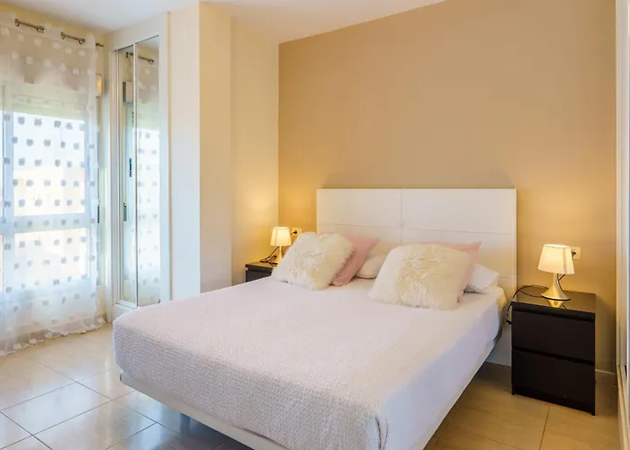 Cozy Canadas Flat - Terrace & Pool Apartment *